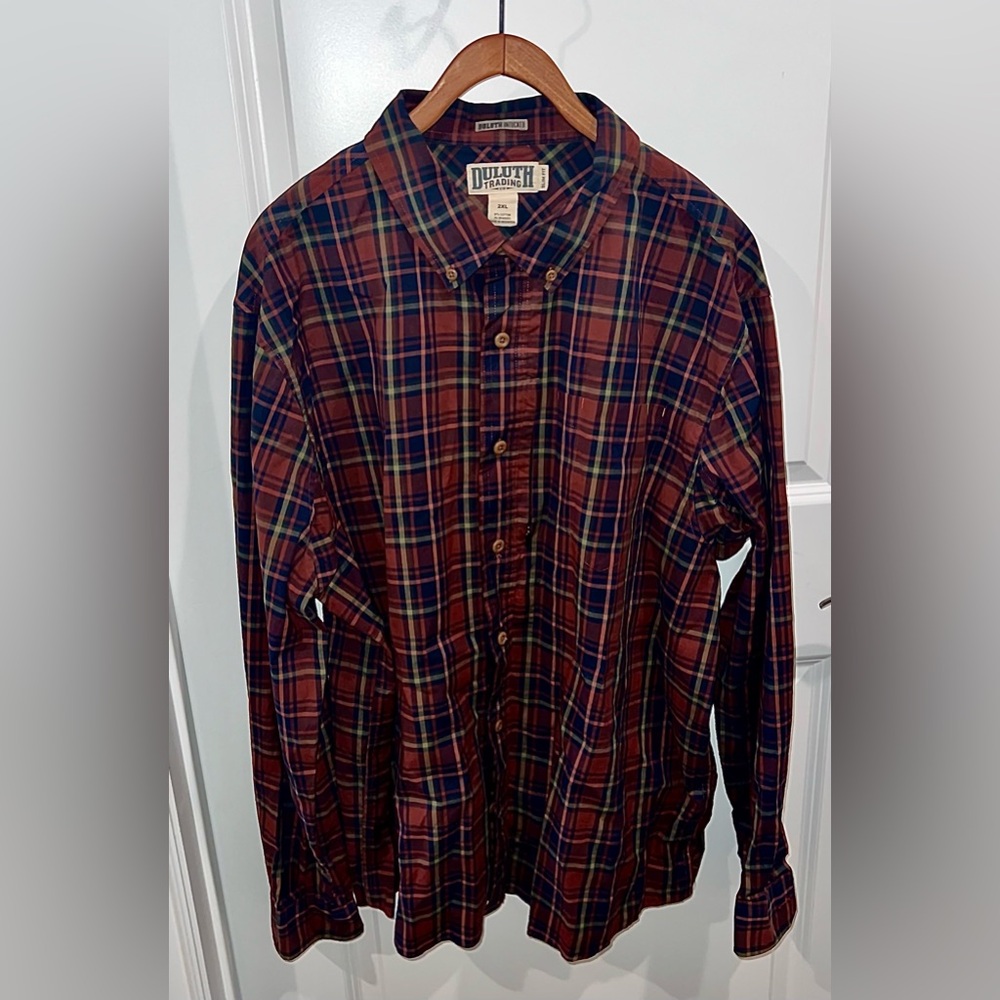 2XL. Duluth untucked slim fit button down